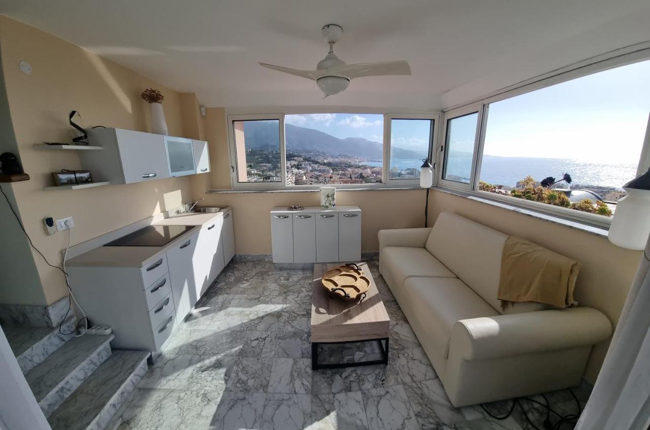 רוקברון-קאפ-מרט Dernier Etage D'Une Maison מראה חיצוני תמונה